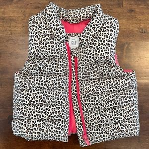 Baby girl leopard puffer vest Gap 6-12M